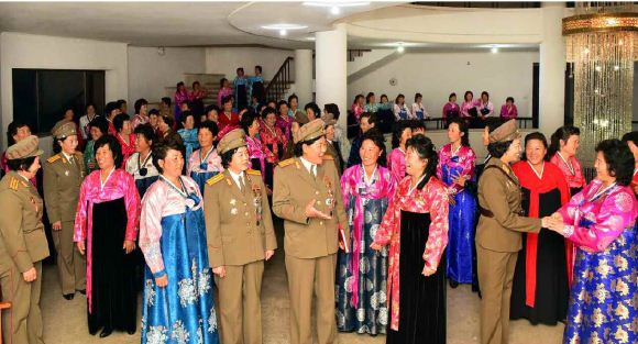  조선민주녀성동맹(당시) 제6차대회 녀성대표들