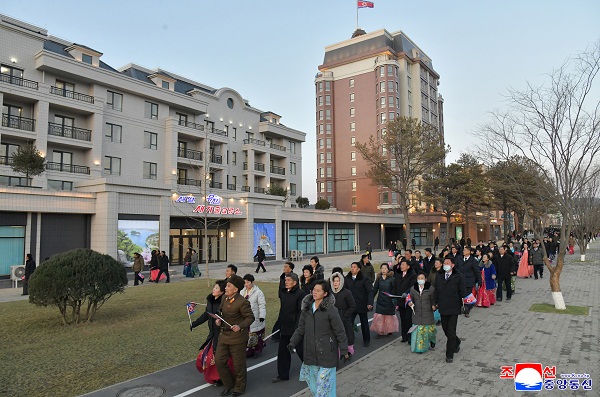 사진. 몰라보게 변모된 조선