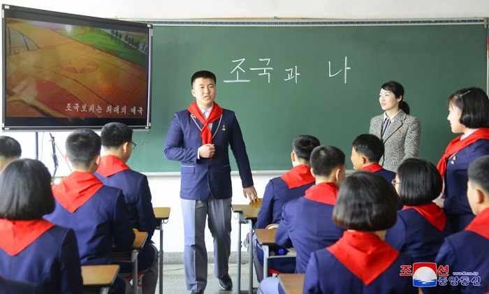 조국보위는 최대의 애국