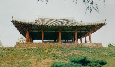Facade of the Thonggun Pavilion