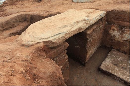 Ryonggang four holy animal tomb