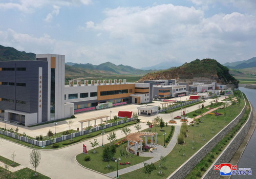 김화군 지방공업공장들