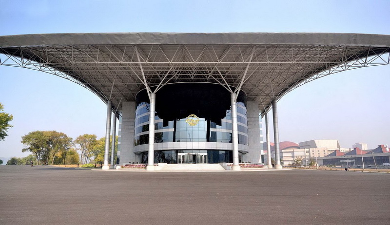 종합적인 문화후생시설 청류원