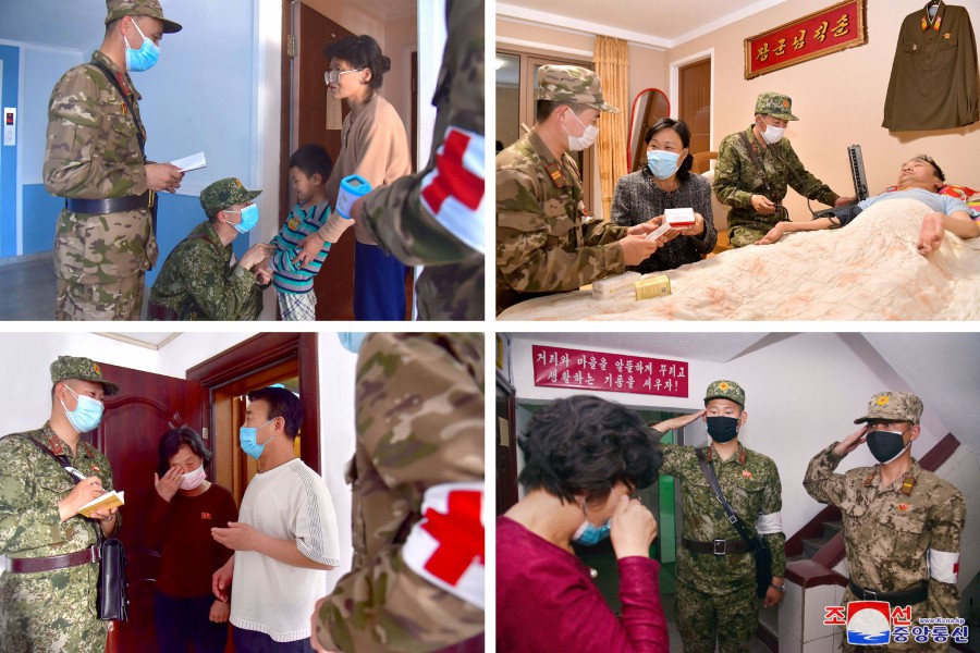 군의부문 군인들