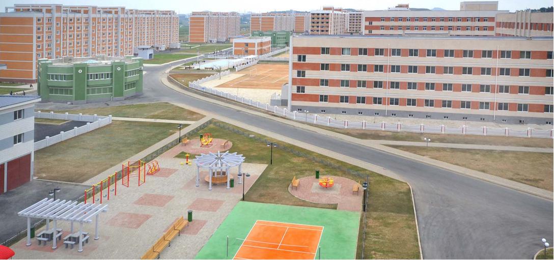 Жилые дома на улице учёных «Ынха»