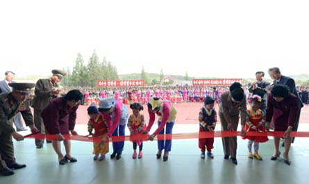 준공테프를 끊는 원아들