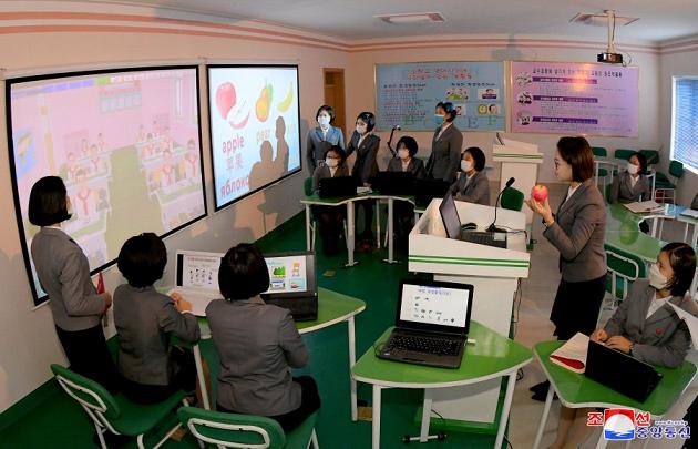 평양교원대학에서