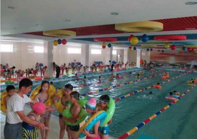 위성소학교 실내수영장