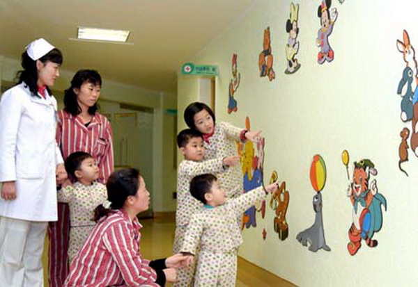 당의 은정속에 훌륭히 일떠선 옥류아동병원