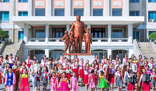 평양학생소년궁전