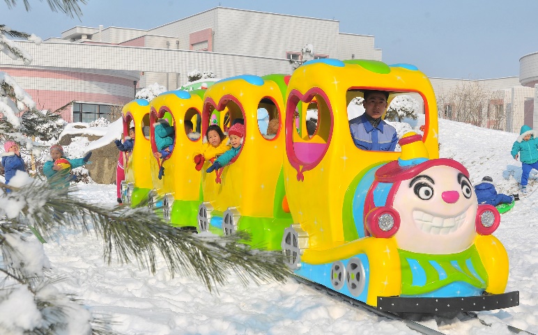 평양애육원의 원아들