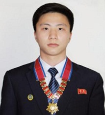 배지성