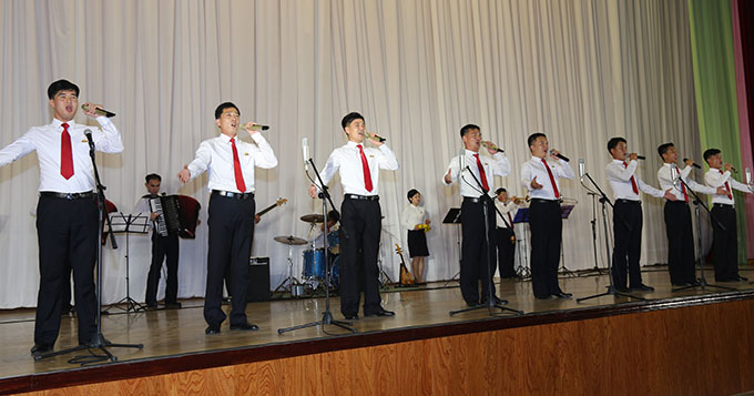 대학창립 73돐경축 공연 대학창립 73돐경축 공연