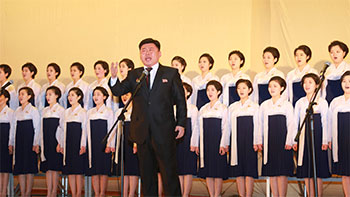 위대한 령도자 김정일동지의 서거 5돐 회고모임