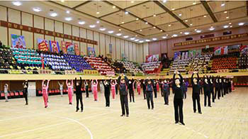 광명성절기념 교직원들의 다채로운 체육 및 유희오락경기 광명성절기념 교직원들의 다채로운 체육 및 유희오락경기