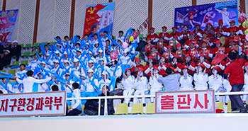 광명성절기념 교직원들의 다채로운 체육 및 유희오락경기 광명성절기념 교직원들의 다채로운 체육 및 유희오락경기