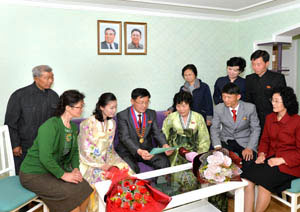 려명거리 새집들이