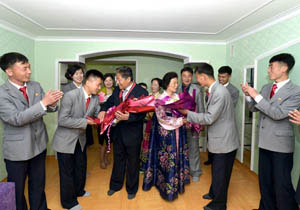 려명거리 새집들이