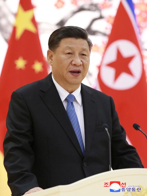 Supreme Leader Kim Jong Un Hosts Banquet for President Xi Jinping