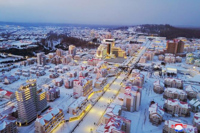Construction of Township of Samjiyon County Completed