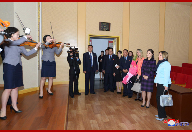 Wife of President of Cuban Council of State Visits Kim Won Gyun University of Music