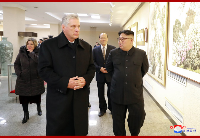 Miguel Mario Diaz-Canel Bermudez Visits Mansudae Art Studio