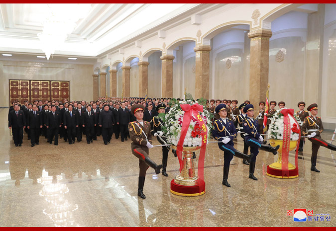 Supreme Leader Kim Jong Un Visits Kumsusan Palace of Sun