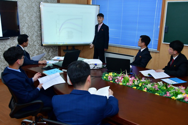 Faculty of Mathematics Faculty of Mathematics