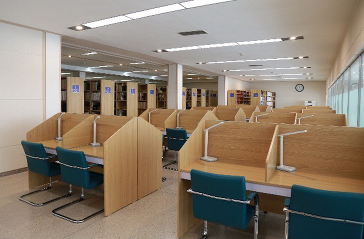 open-stack reading room