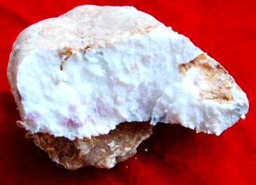 Ultrafine calcite in Namsan karst cave Ultrafine calcite in Namsan karst cave